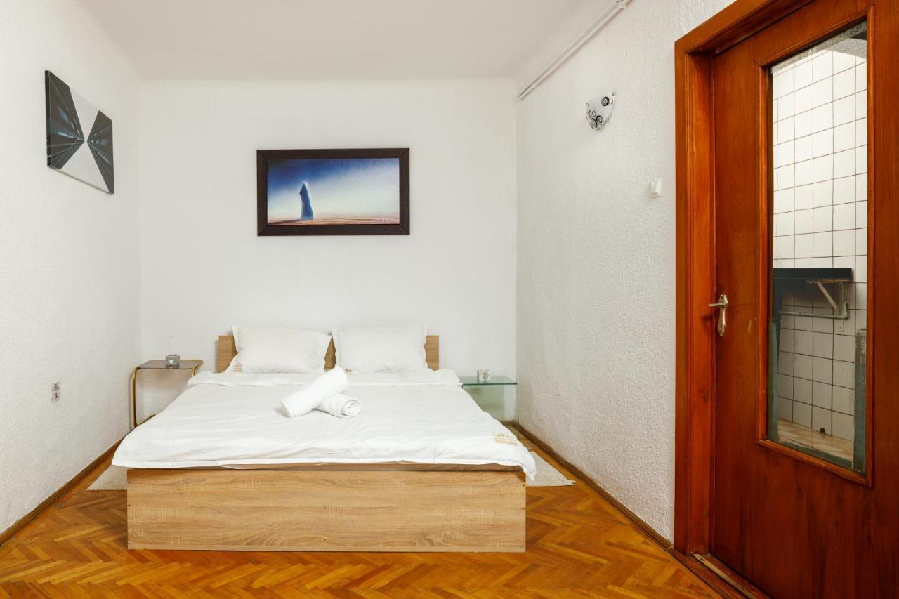 Old Town Boutique Apartment บราชอฟ ภายนอก รูปภาพ
