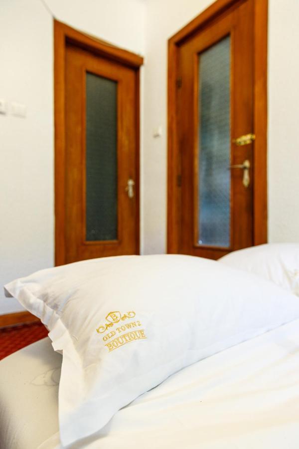 Old Town Boutique Apartment บราชอฟ ภายนอก รูปภาพ
